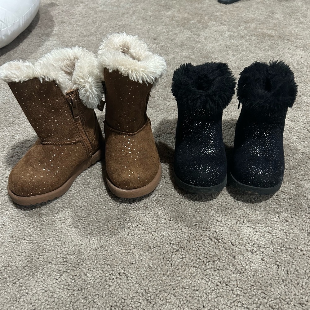 Faux Fur Lined Boots in Brown and Black